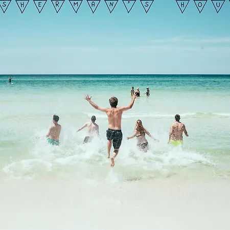 Hostel Fisherman's House *