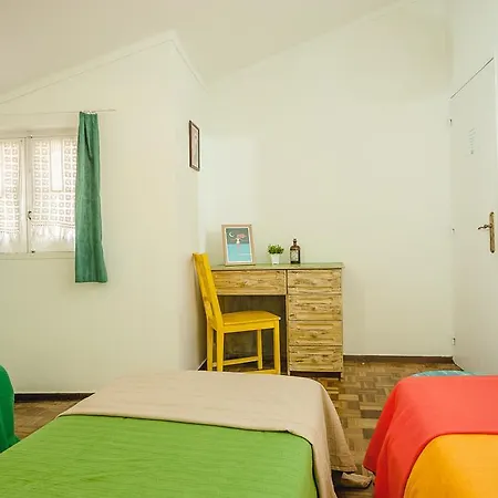 Fisherman's House Hostel *